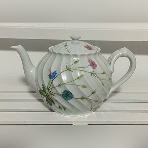 Vintage Haviland  Limoges Florence Teapot France swirl